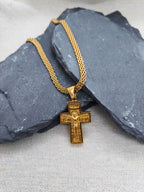 Dije Cristo Relieve